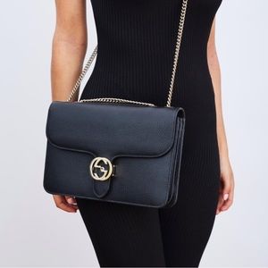 GUCCI interlocking GG Buckle Flap Bag
Shoulder/Crossbody Convertible - Like New!
